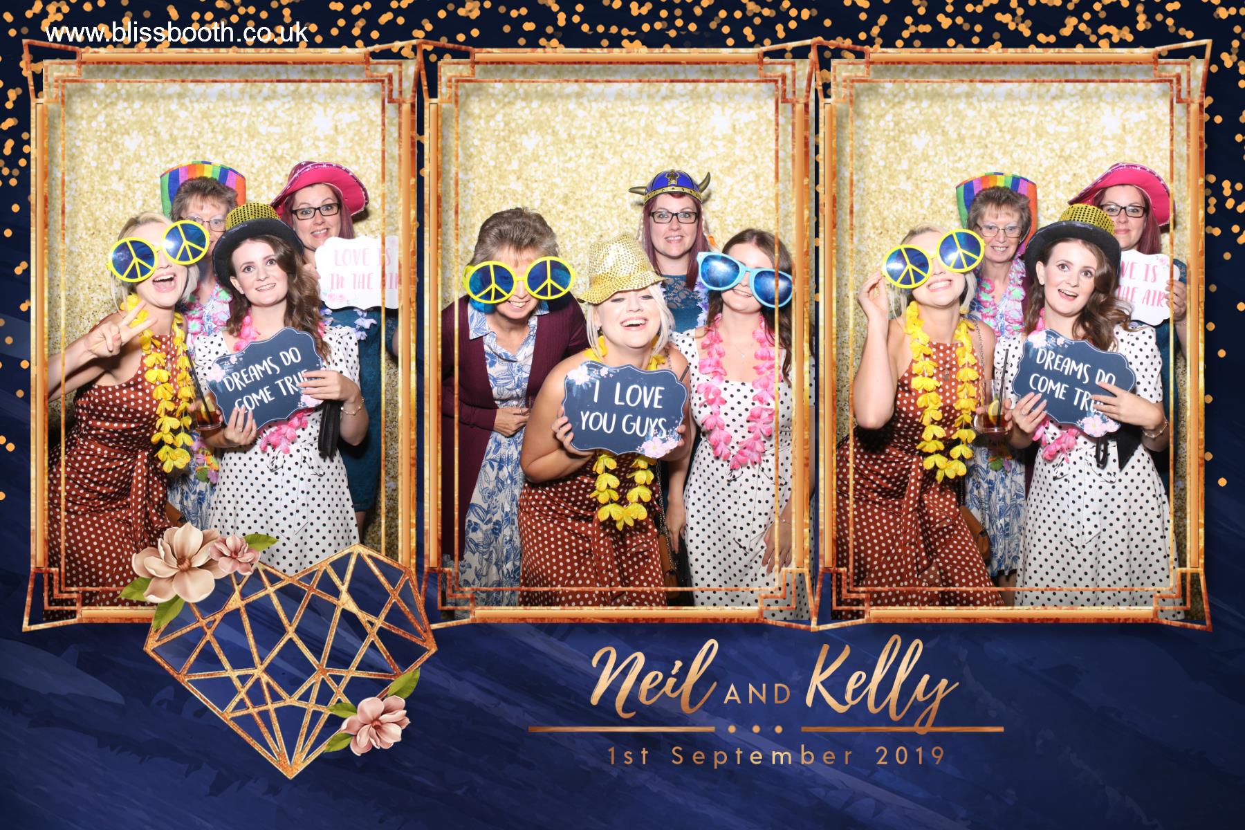 Neil and Kelly | View more photos from the event at gallery.blissbooth.co.uk/u/BlissBooth/Neil-and-Kelly